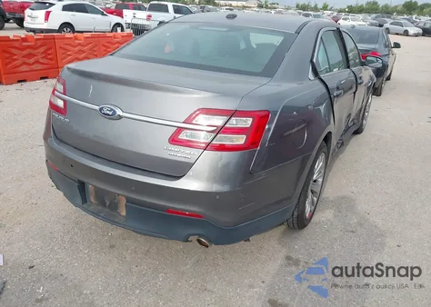 2014 Ford Taurus Limited z USA, uszkodzony, nr VIN 1FAHP2F81EG123902